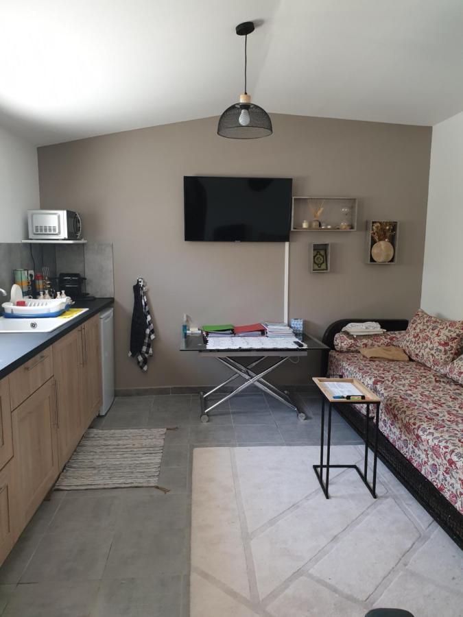 Adorable Romantique Maison D'Hote, Piscine, Wifi 4G, Proche Beziers Cers 외부 사진