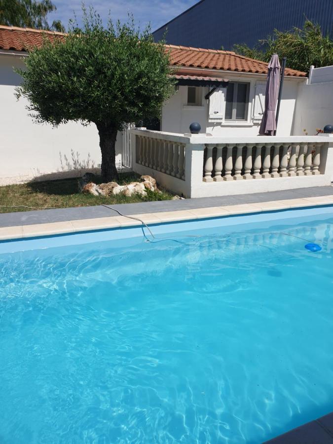 Adorable Romantique Maison D'Hote, Piscine, Wifi 4G, Proche Beziers Cers 외부 사진